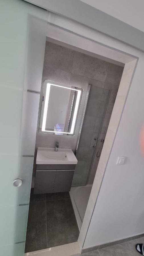 Room Airport Split Kaštela Eksteriør bilde